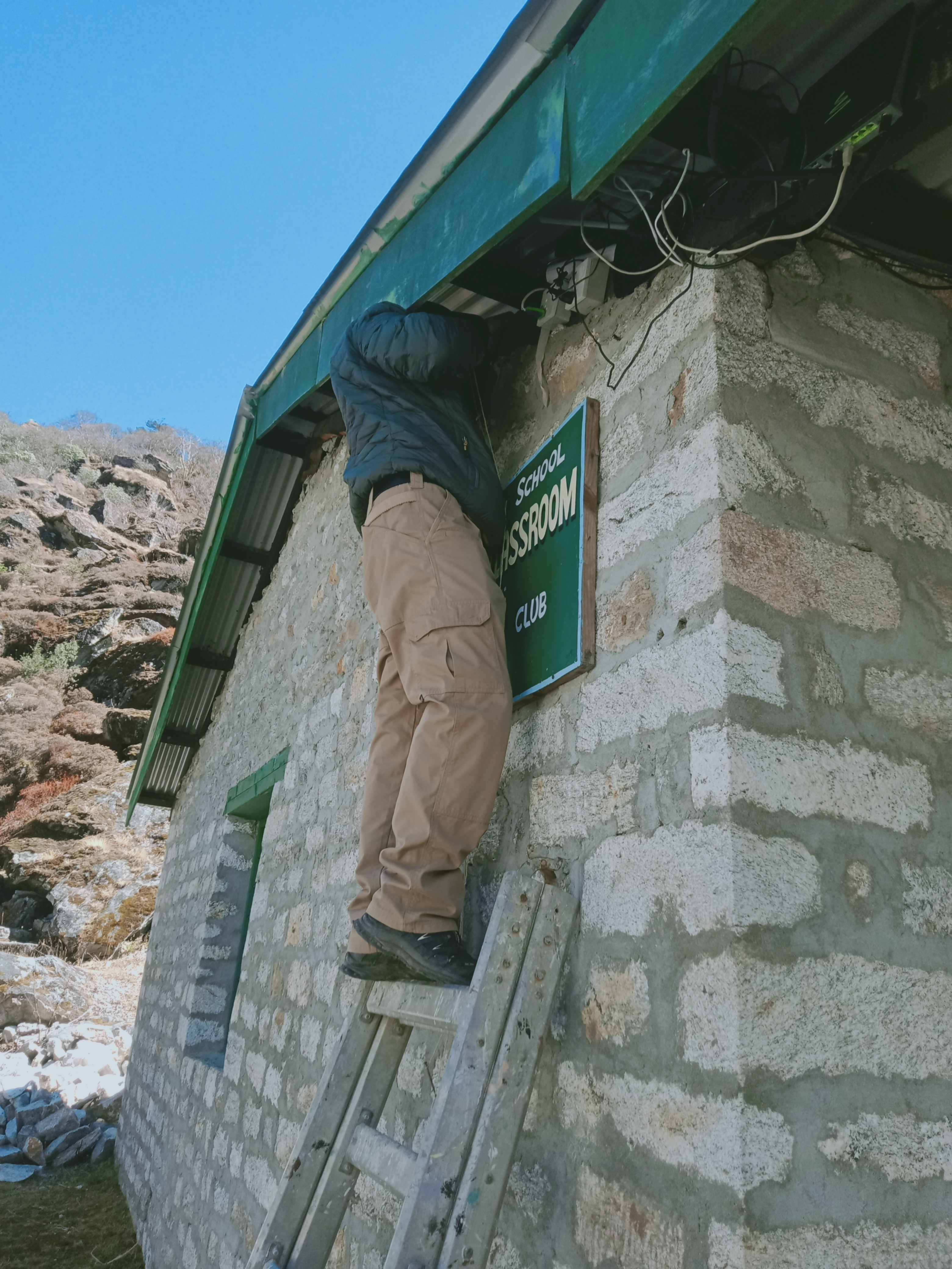 Everest Community Network