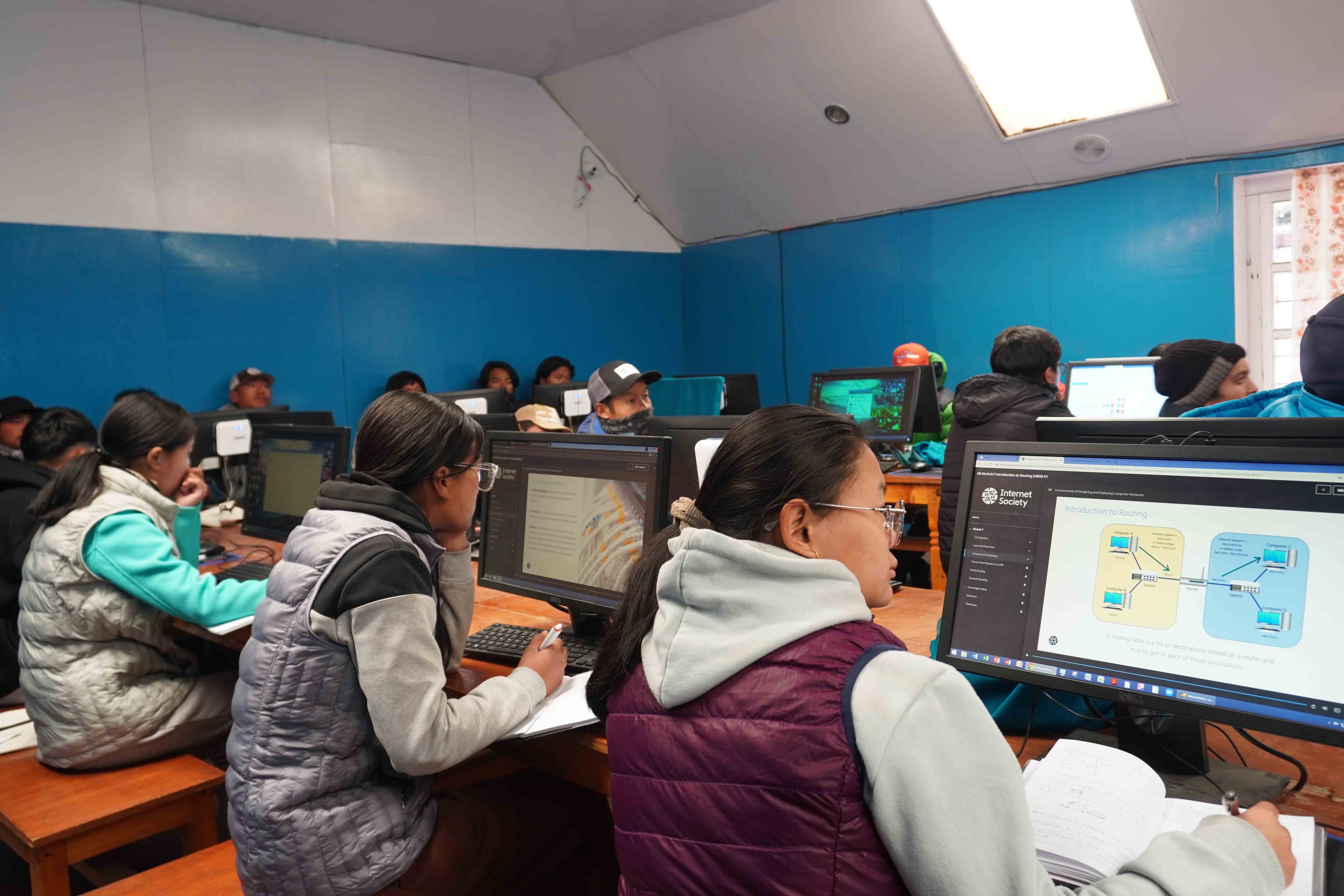 Deploying and Designing Computer and GPON Networks